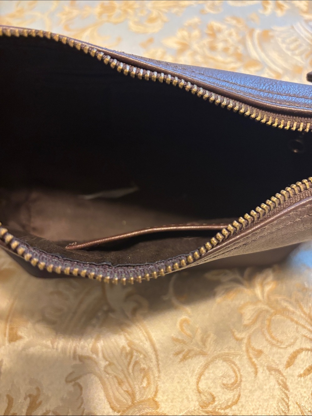 Coach Dark Brown Leather Shoulder Bag with Gold Hardware - Picture 4 of 5